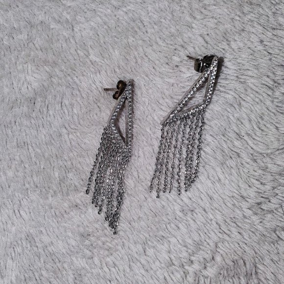 diamond triangle fringe earrings w/ sleek geometric design💃 - Picture 1 of 4